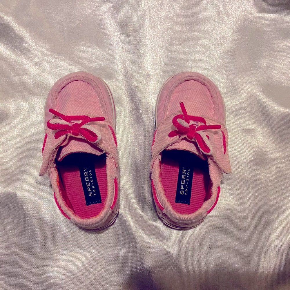 Sperry girl pink boat shoes
